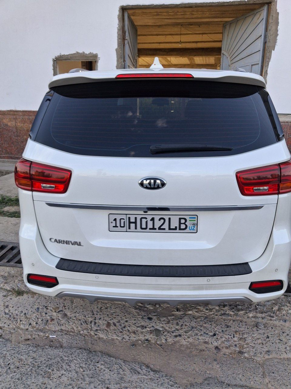 Продаётся Kia carnival 2019