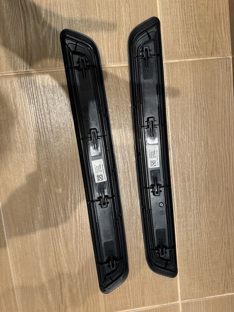 Оригинални BNW М3 Лайсни за праговете BMW M3 G80 G20