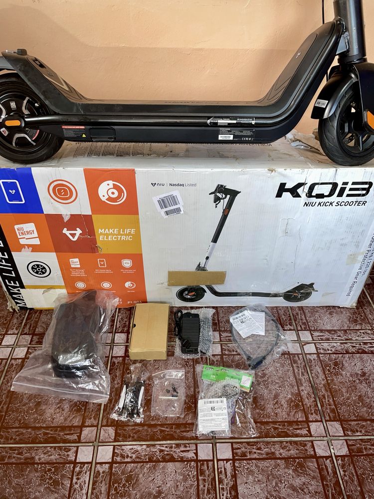 Ел Тротинетка NIU KQI3 Pro