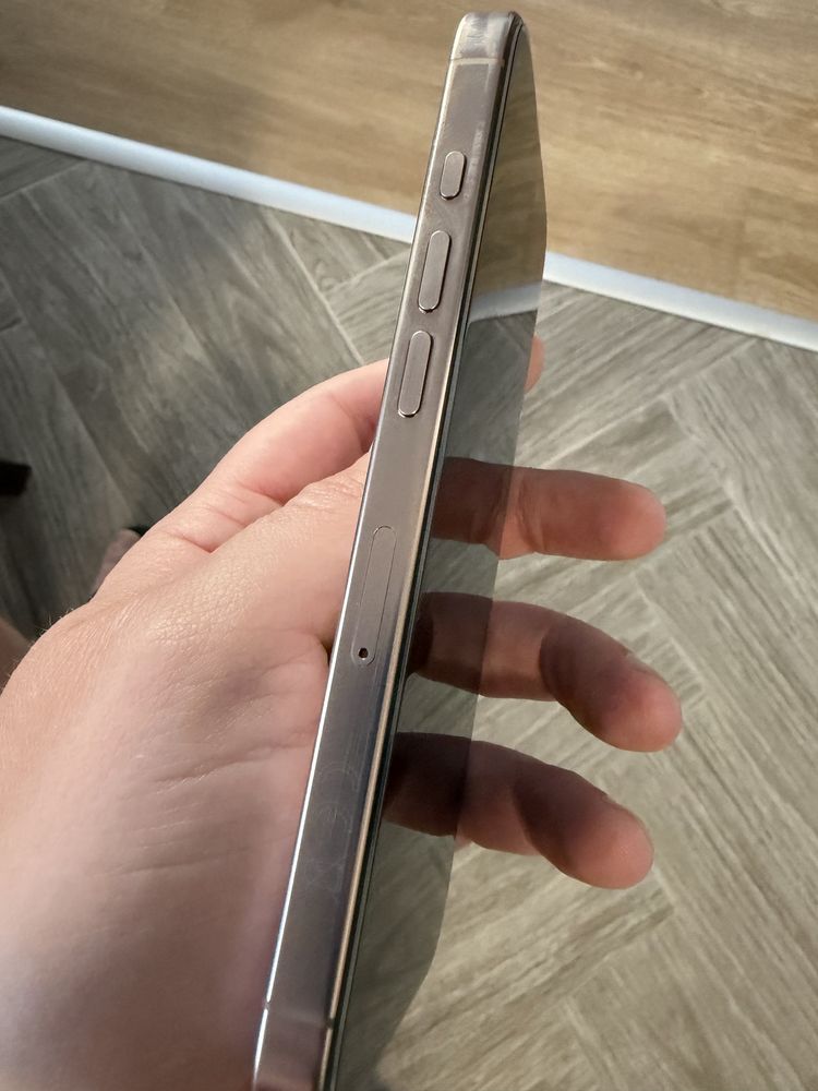 Iphone 16 Pro 256GB Desert Titanium