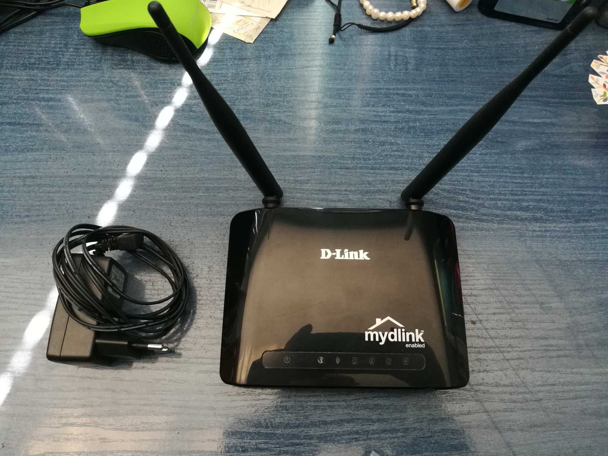 Рутер D-Link DIR-605L комплект