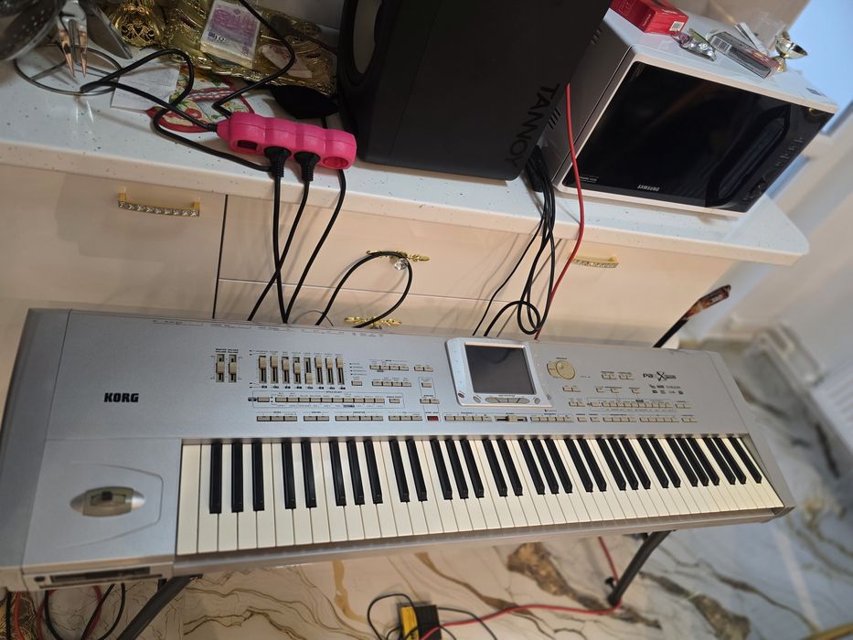 Korg pa1 schimb cu korg pa300