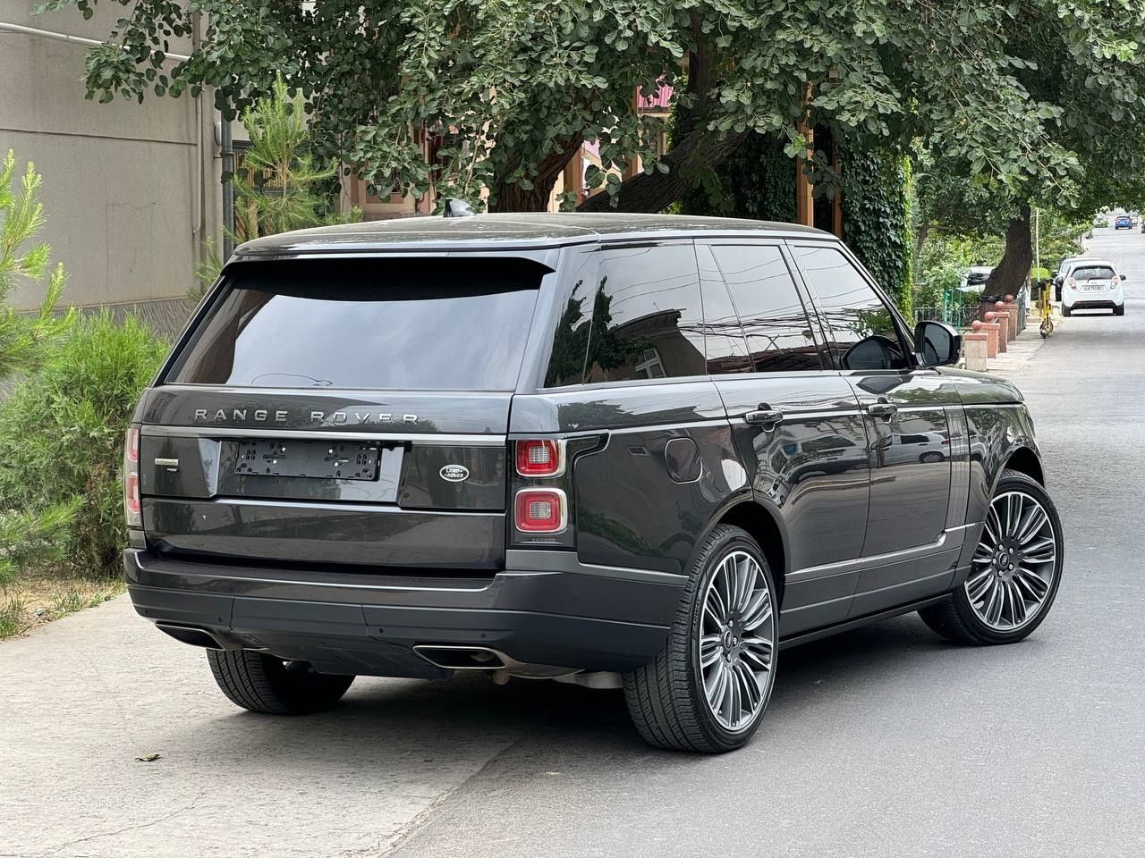 Land Rover Vogue Autobiography P525 Аренда. с выкуп