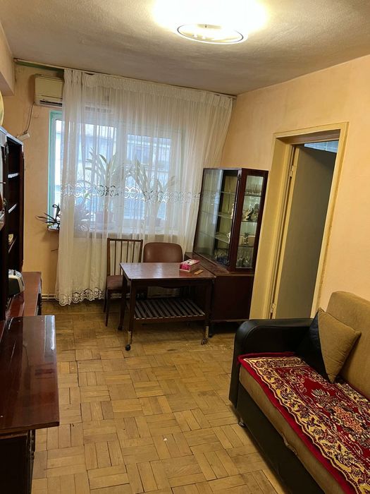 Vând apartament cu 2 camere Unirii Sud Buzau
