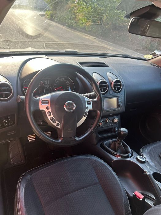 Nissan qashqai 1.6 diesel Model 4x4