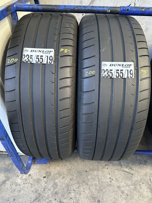 235/55/19 Dunlop