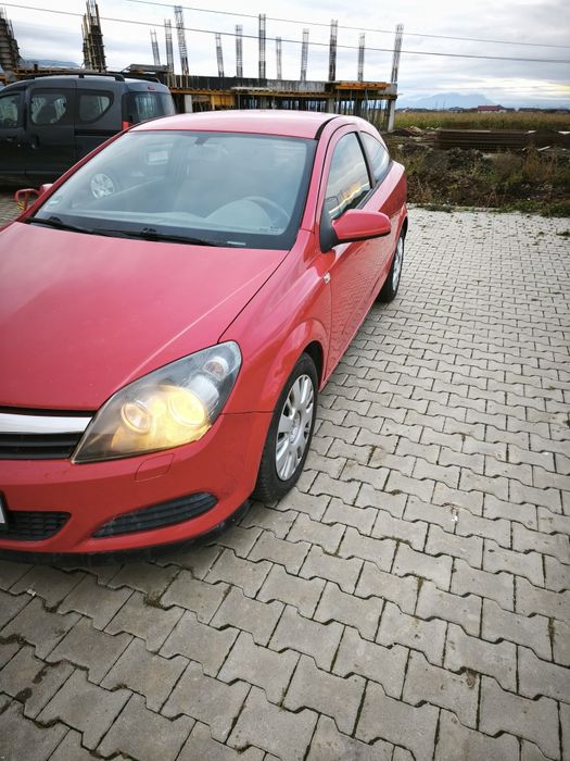 Vând Opel Astra H GTC