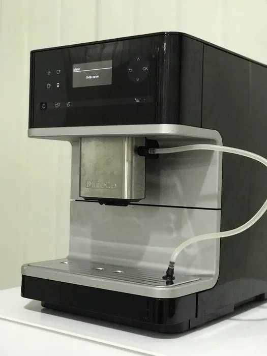 Кафе машина Miele CM 61