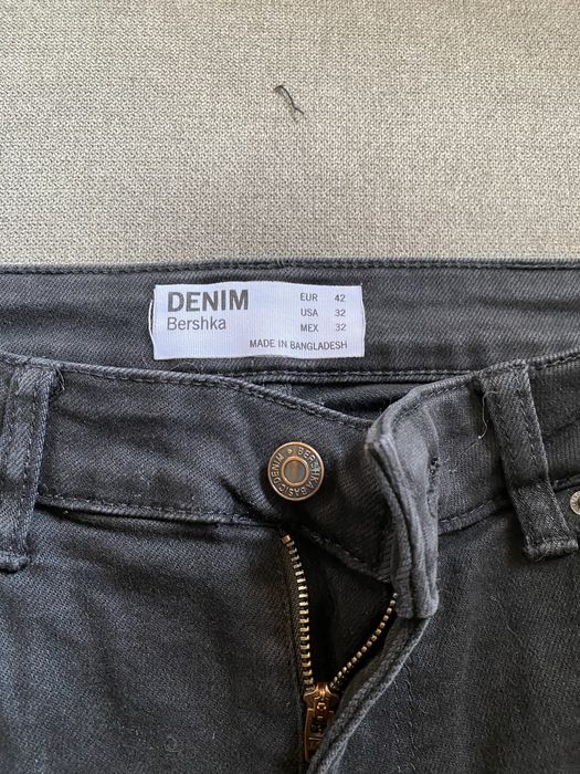 Оригинални дънки Bershka