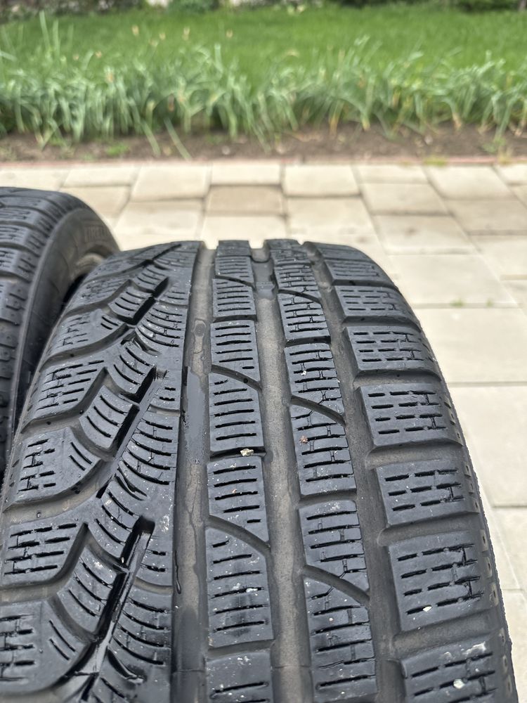 Anvelope iarna Pirelli 225 40 R18