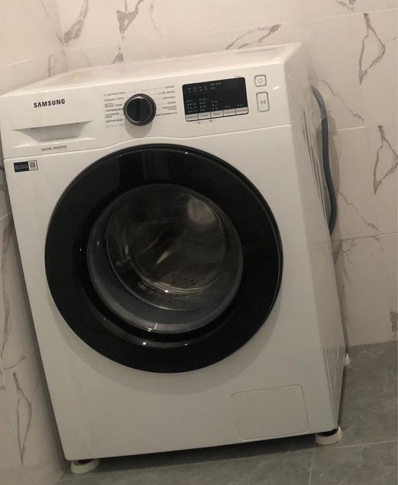 Стиральная машинка 7 кг почти новый