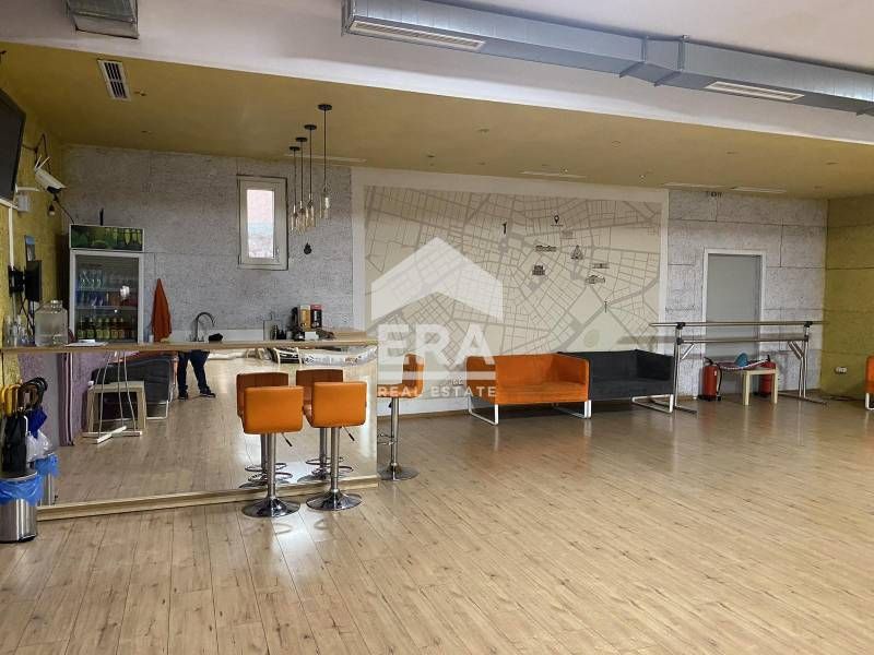 Продава се Тристаен апартамент в София, Център - 123 кв.м за 3163 €/кв.м - Снимка #11