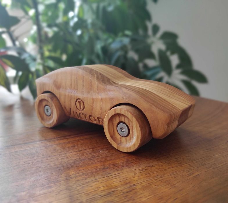 Персонализирана дървена количка, играчка подарък за първи рожден ден