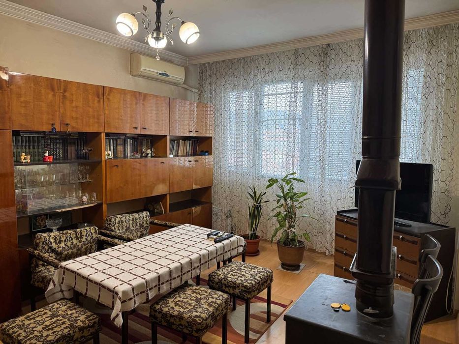 Продава се Двустаен апартамент в Силистра, Център - 39 кв.м за 1020 €/кв.м - Снимка #2