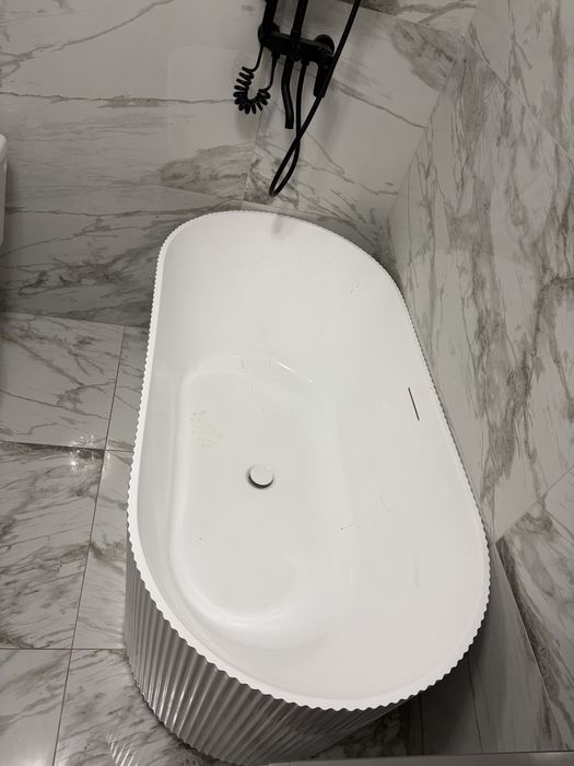 Cada baie freestanding