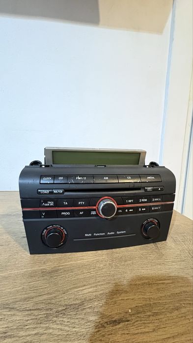 Casetofon Mazda 3 Original