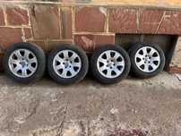 Комплект гуми с джанти 15” за Audi – оригинални