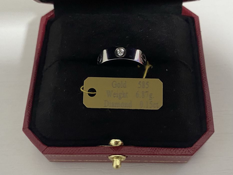 Кольцо Cartier One Love с 3 бриллиантами