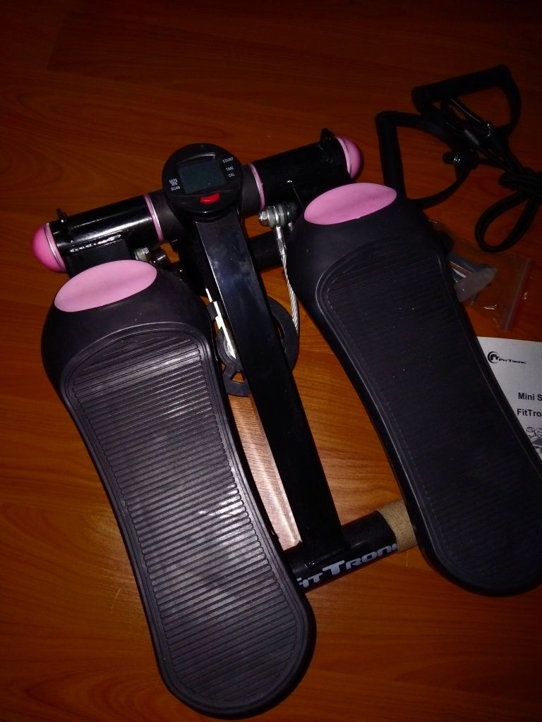 Stepper fitTronic cu afisaj electronic