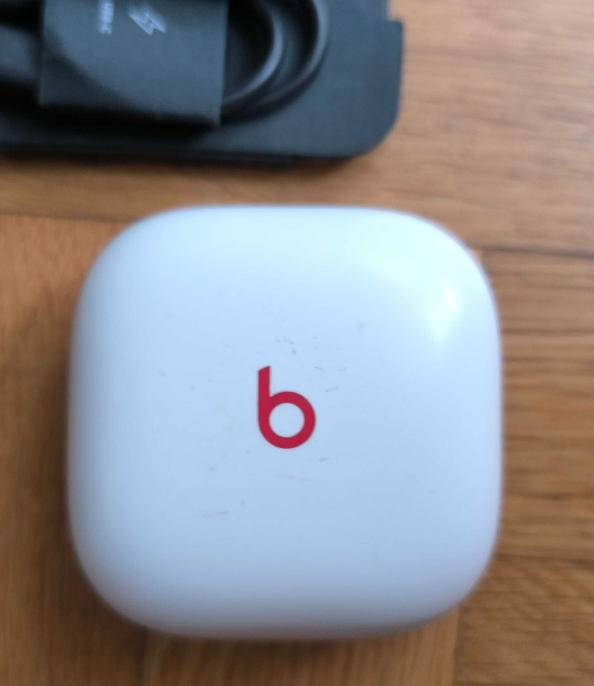 Слушалки Beats FIT PRO