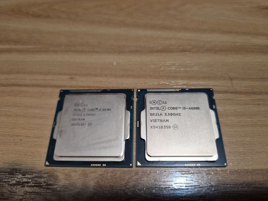 Vând 2x Procesoare I5-4960K, Sockets Supported FCLGA 1150, 3.50 GHz