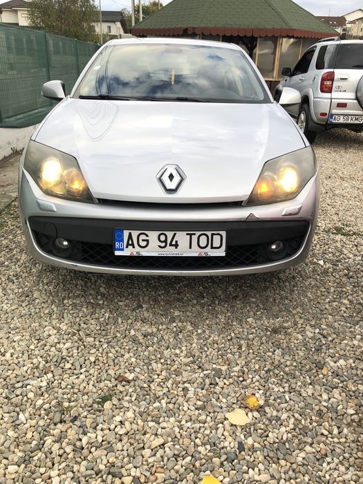 Vând Renault Laguna 3