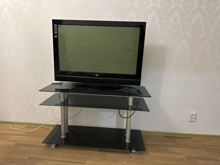 Продам телевизор