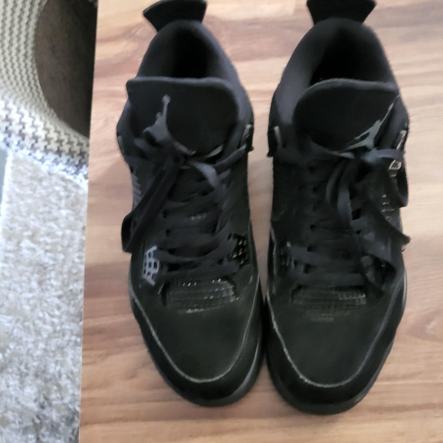 Air Jordan blackcat 4