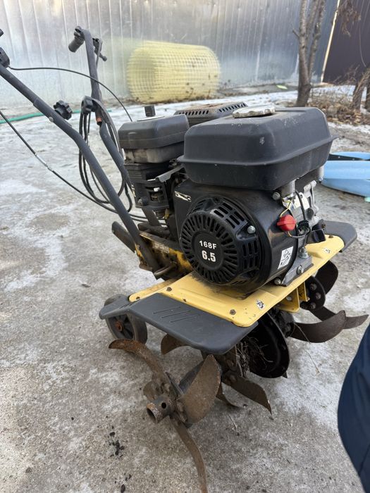 Культиватор Challenger