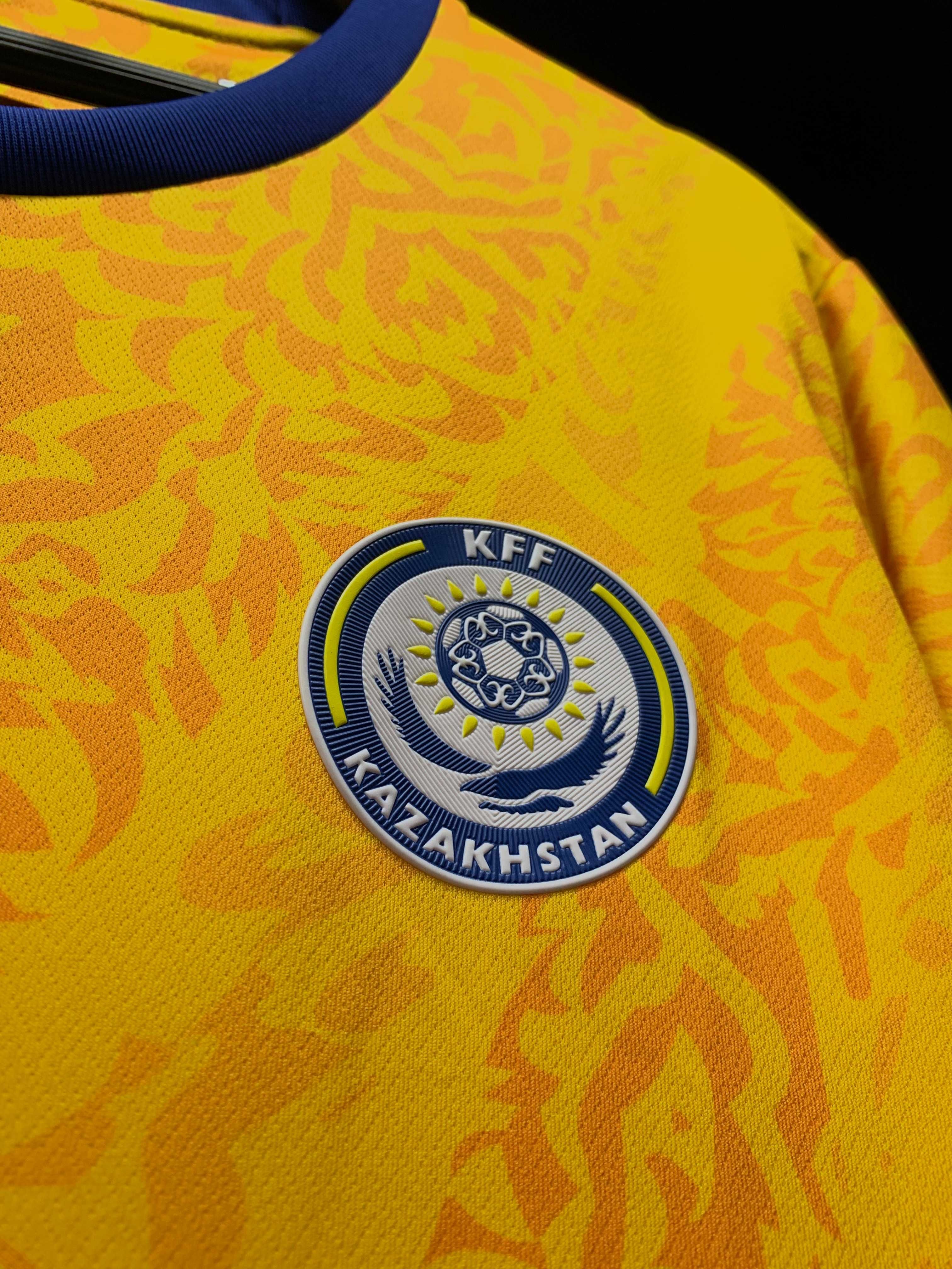 Домашняя футболка Казахстана