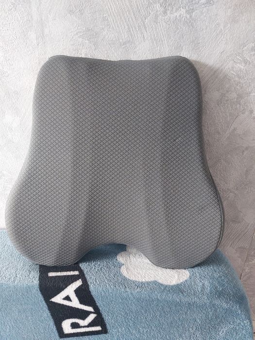 Подушка для автомобильного кресла