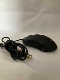 Гейминг компютърна мишка с кабел
