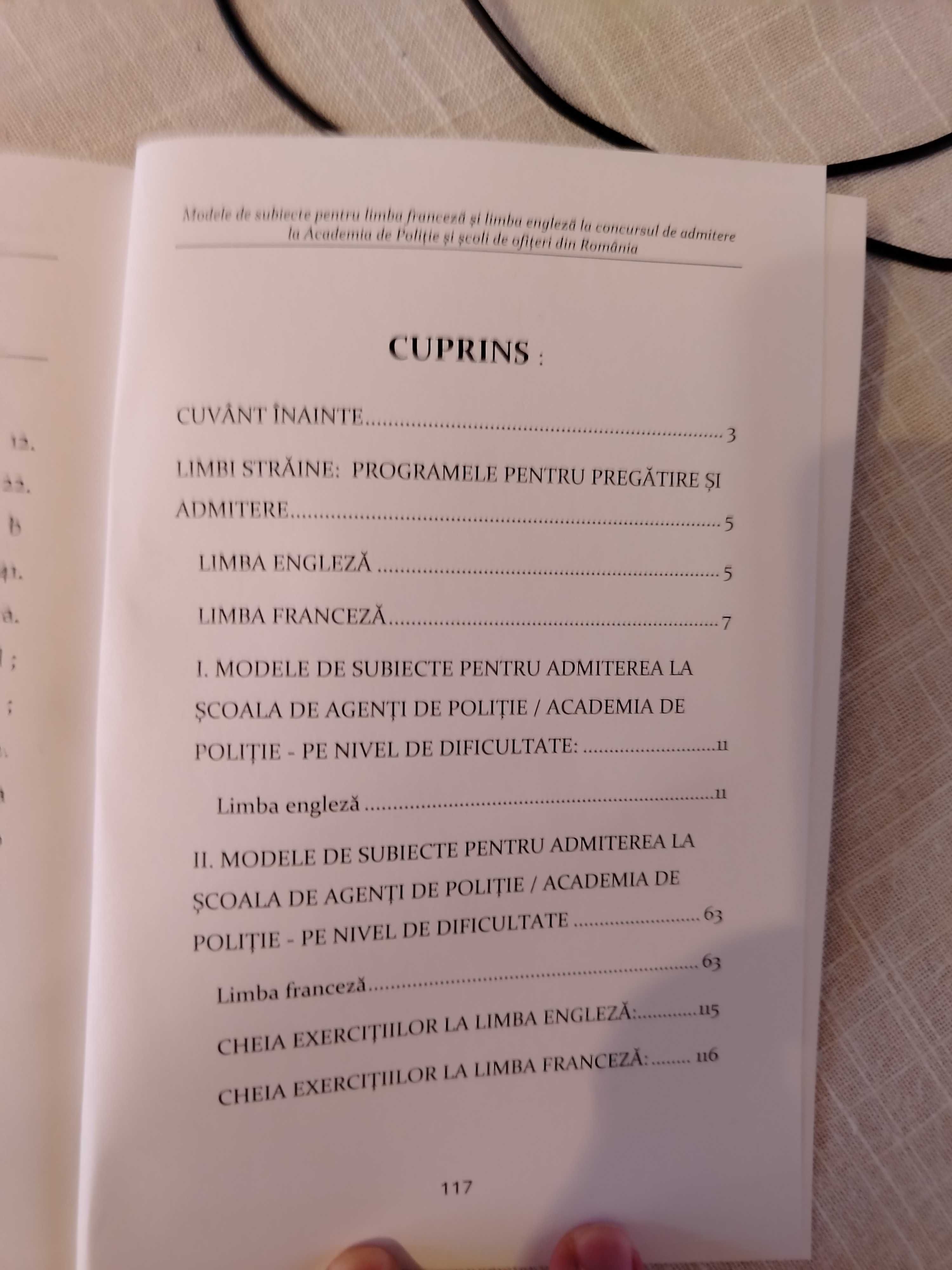 Pt. admitere la academia de poliție limba engleza și franceza .