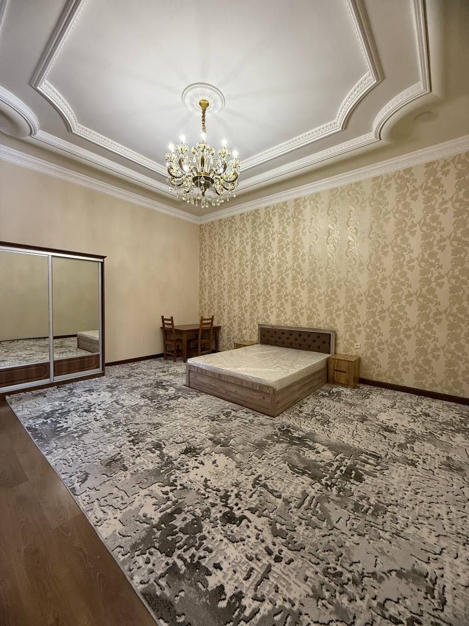 Гостиница в центре города Sheyx N1