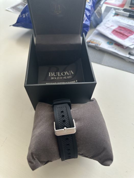 Ceas Bulova Modern Millenia ca si nou!!!