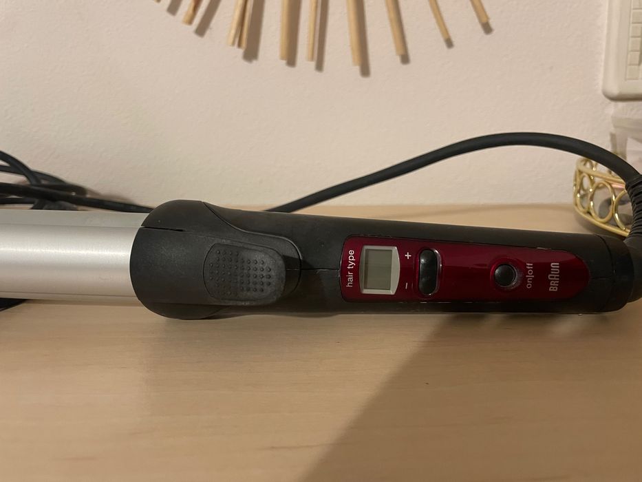 Vând ondulator Brown Satin Hair7