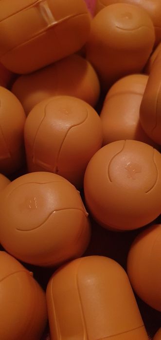 Ouă kinder surprise