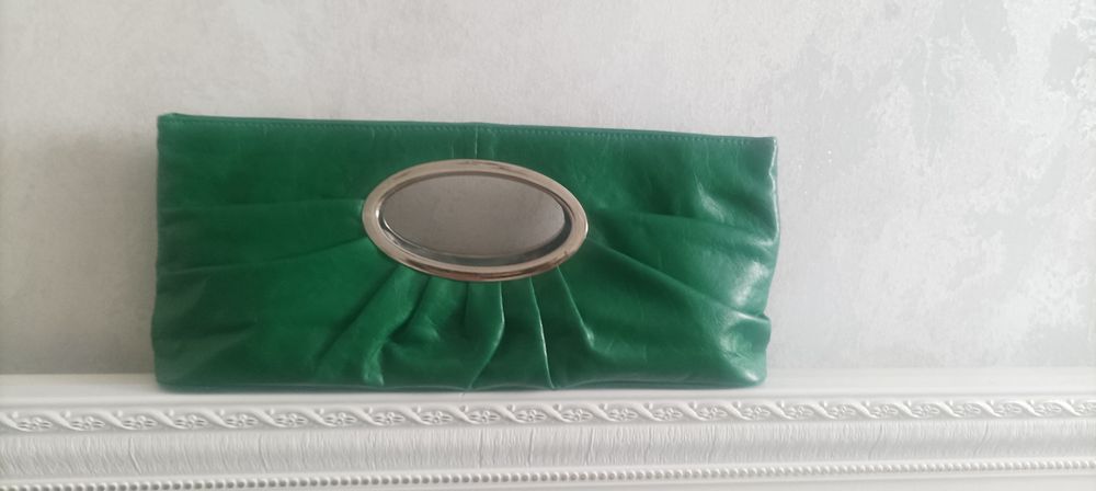 Продам клатч сумочку