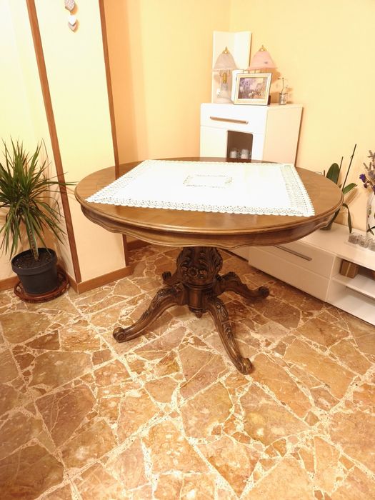 Masă extensibilă + 6 scaune Baroc