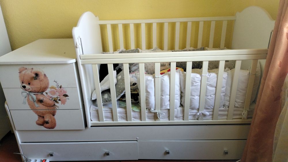 Детская кроватка манеж