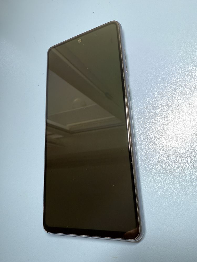 Samsung galaxy A72 + бонус