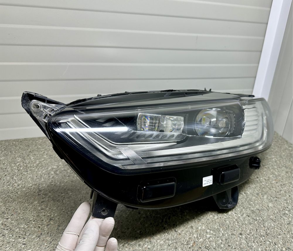 Far Ford Mondeo MK5 Full Led