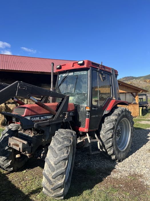 Vand Tractor Case IH 695