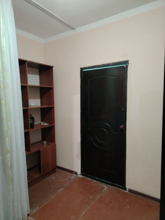 Чирчик ш. 9 м/н 2х/4/4 янги планировка 64 м²