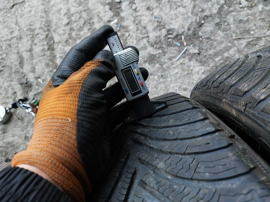 4бр.зимни гуми MICHELIN 195/55/20 DOT 0219