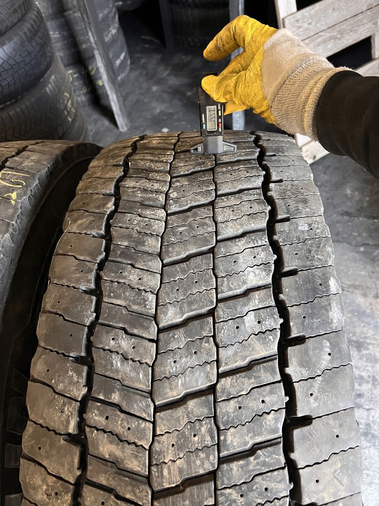 2 anvelope camion tractiune 315/70/22.5 , Michelin , 14 mm