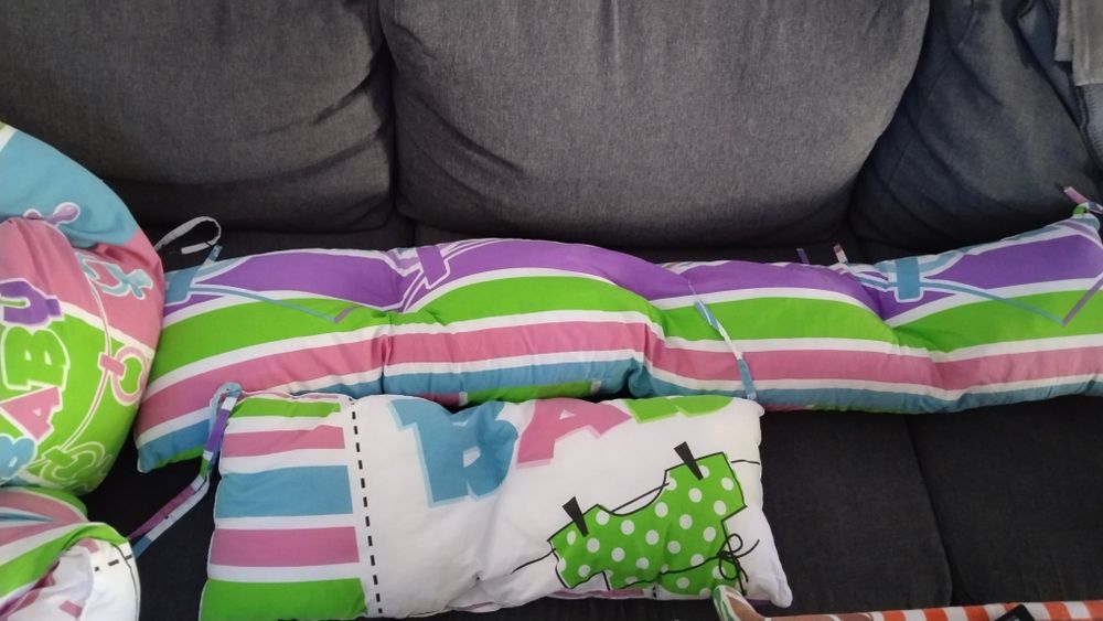 Зимна бебешка количка + много подаръци