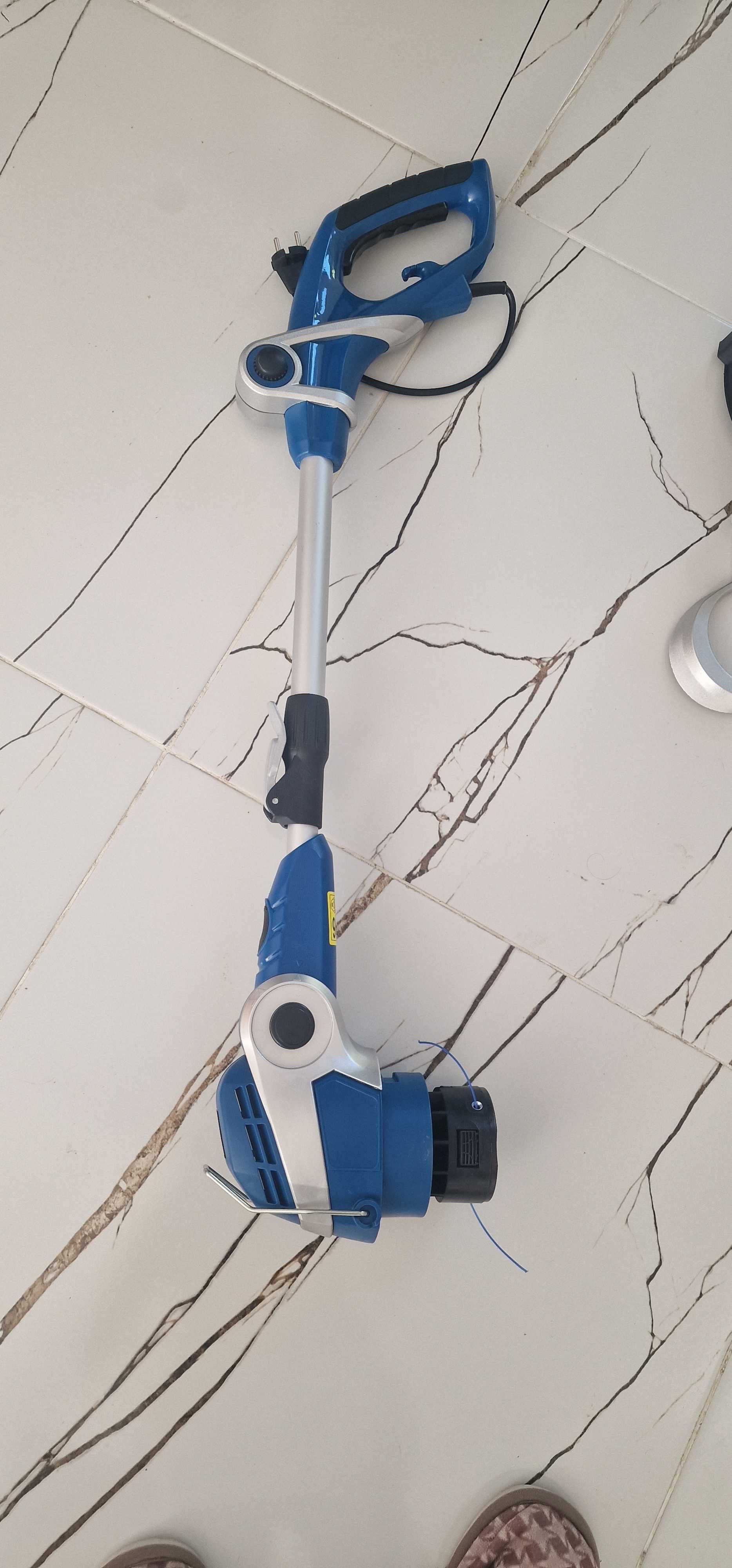 Trimmer electric de tuns iarba
