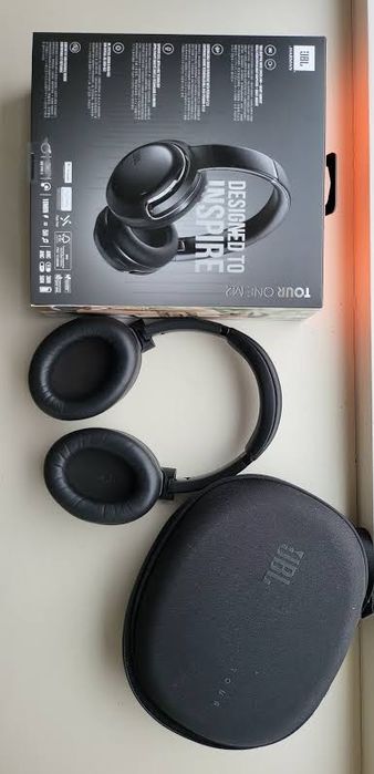 Casti wireless Jbl tour m2 noice canceling
