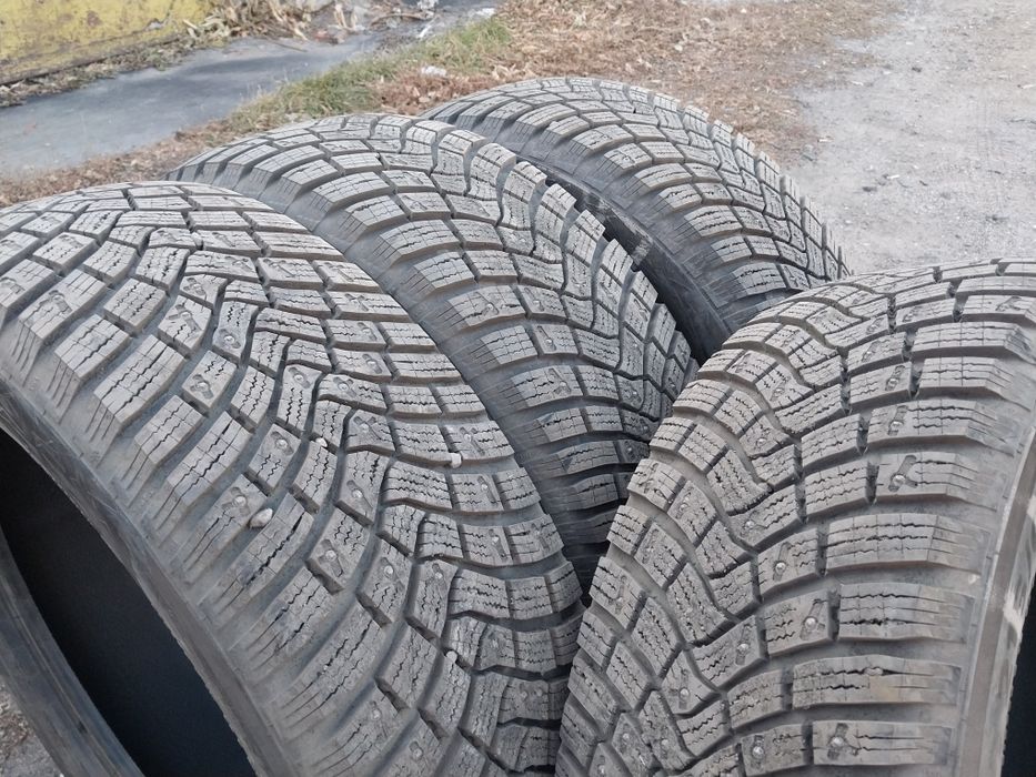 4 шины Continental Германия 215 60 R17